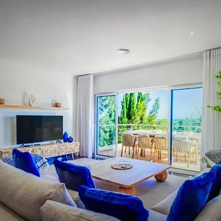 Unique Large Seaviews Beach Putting Green Daire Salema